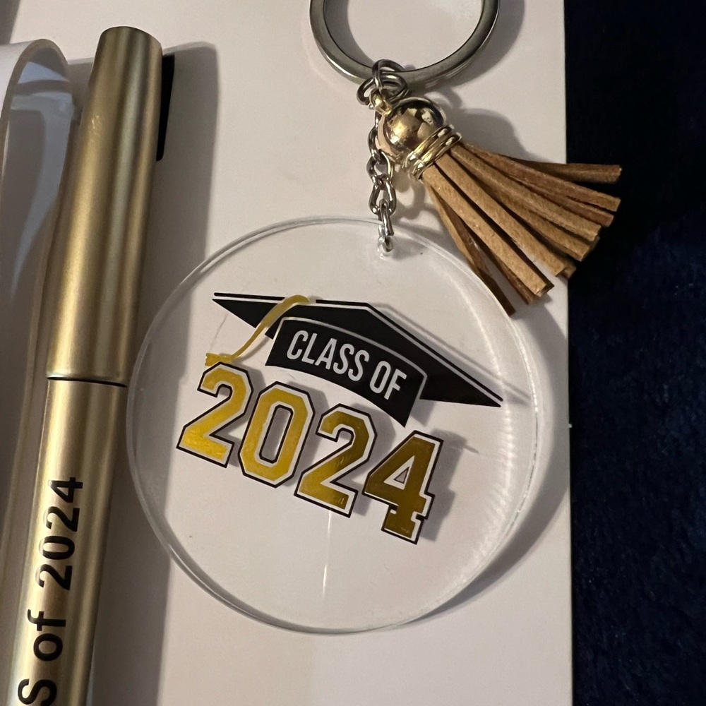 Grad gift bundle - Picture 4 of 4